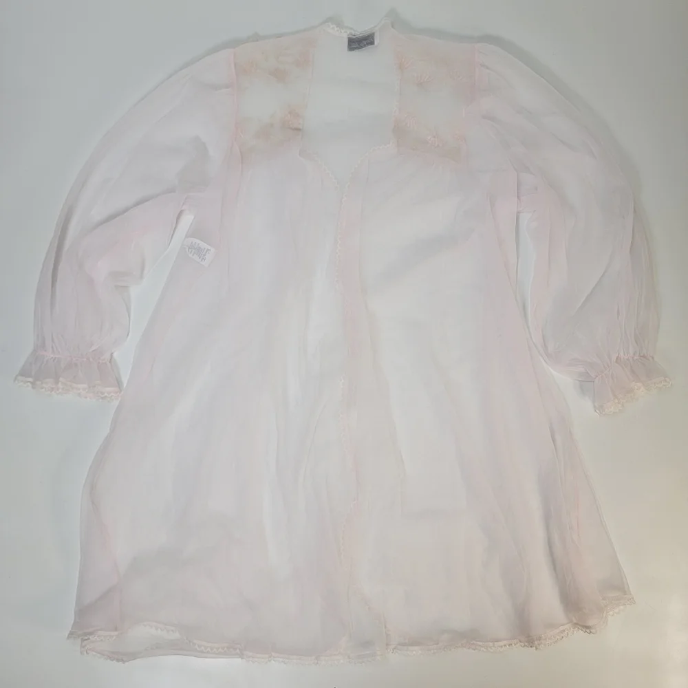 Vanity Fair Vintage Soft Pink Sheer Open Duster Rober, Floral Applique, EUC, szS - Picture 5 of 9